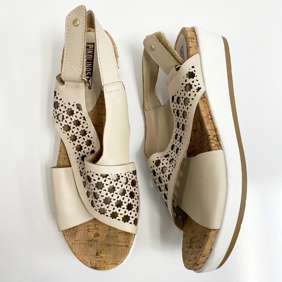closed toe platform pumps